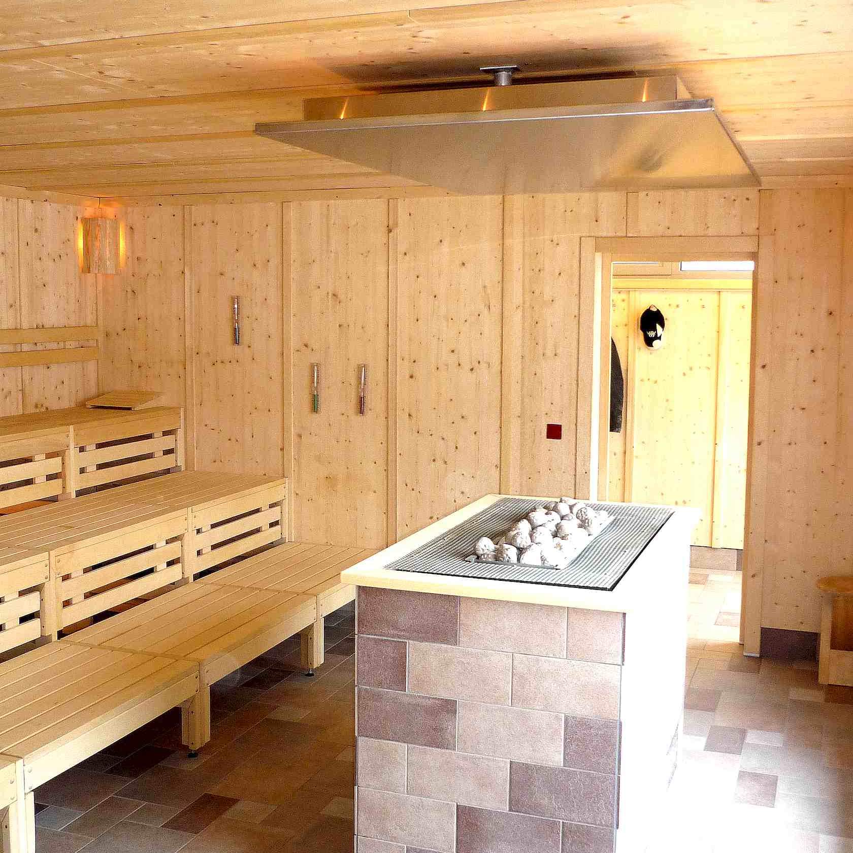 aussensauna-fichtenholz-vitalpark-bad-heiligenstadt